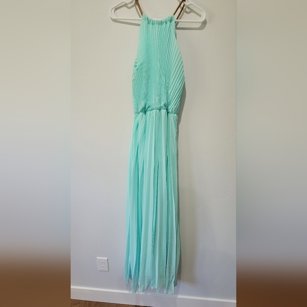 Aqua colored maxi dress - Picture 2 of 9